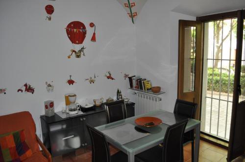 Apartamentos La Casa Pintada Cáceres Exterior foto